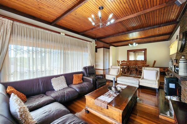 4 Bedroom Property for Sale in Amalinda Eastern Cape